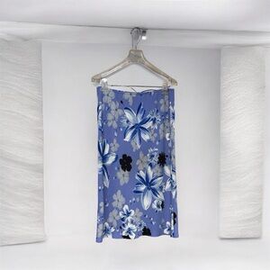 Hillard & Hanson Lavender Blue Floral pencil skirt size medium